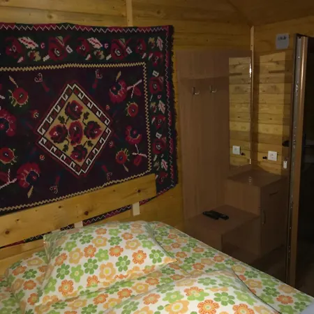 Floare De Maramures 2 Lodge